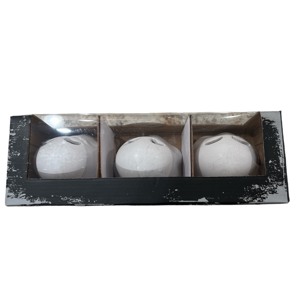 SOLD 🛑 NEW! Spooky Night Set of 3 led Ghost - Picture 2 of 5